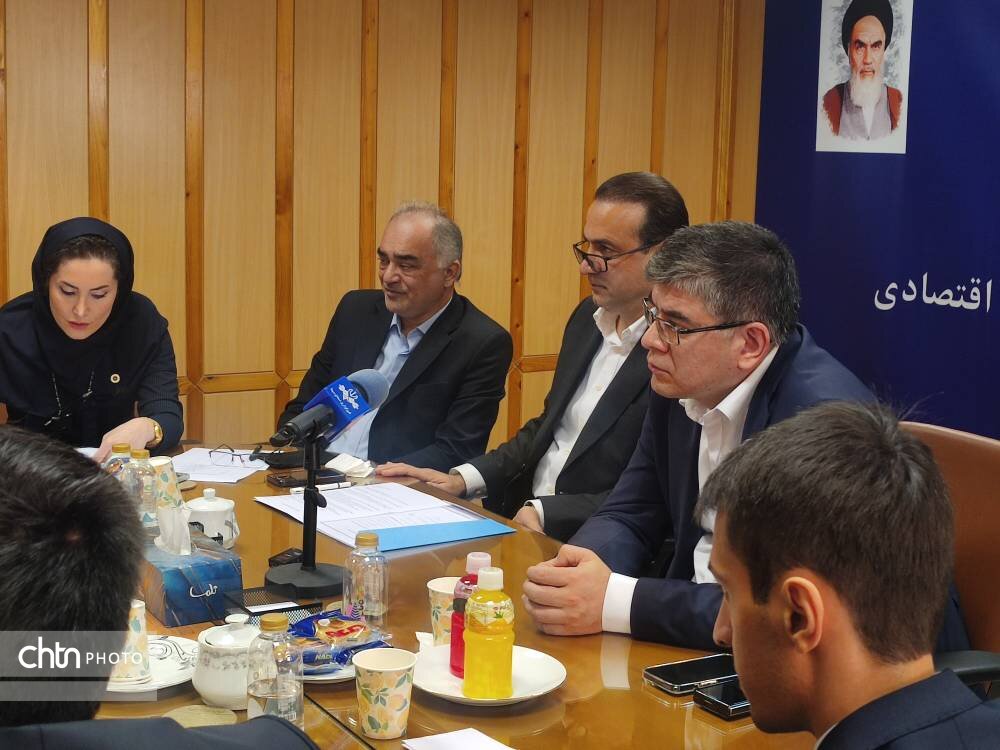 گیلان محور همکاریهای نوغانداری ایران و ازبکستان شد گیلان محور همکاریهای نوغانداری ایران و ازبکستان شد