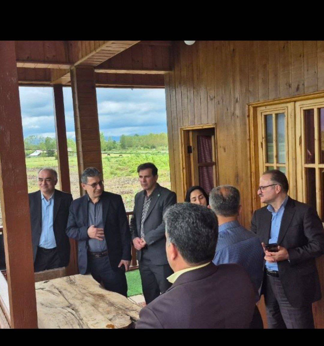 برگزاری نشست رفع موانع سرمایهگذاری و توسعه زیرساختهای گردشگری در صومعهسرا برگزاری نشست رفع موانع سرمایهگذاری و توسعه زیرساختهای گردشگری در صومعهسرا