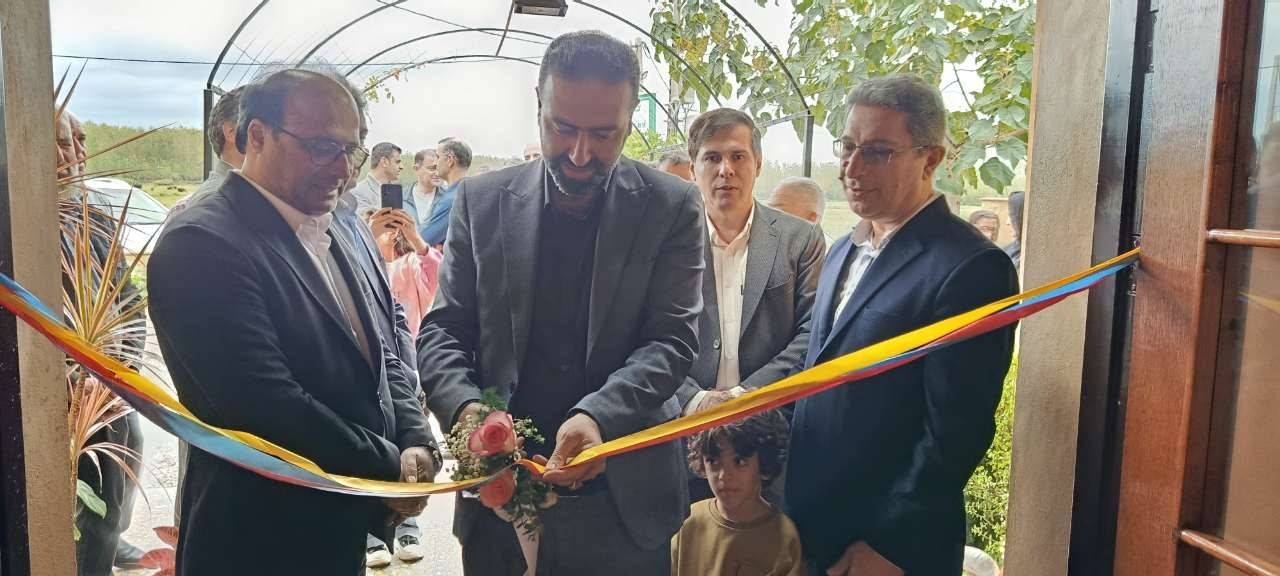 رستوران سنتی «خرف» در صومعهسرا افتتاح شد/ تجلیل از نویسنده کتاب «صومعهسرا و حواشی» رستوران سنتی «خرف» در صومعهسرا افتتاح شد/ تجلیل از نویسنده کتاب «صومعهسرا و حواشی»