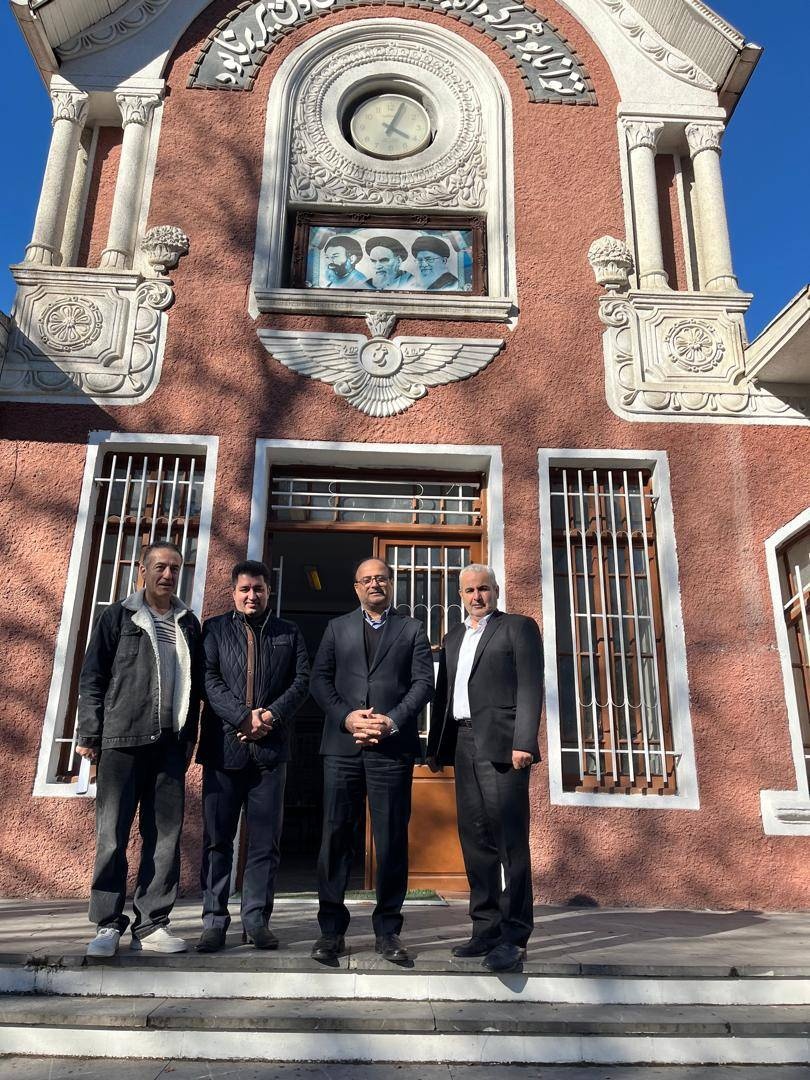 بازدید مدیرکل میراثفرهنگی استان گیلان از دبیرستان ماندگار و موزه سنجش رشت بازدید مدیرکل میراثفرهنگی استان گیلان از دبیرستان ماندگار و موزه سنجش رشت