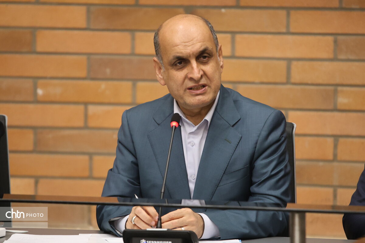 استاندار گیلان: فرودگاه سردار جنگل رشت جزو ۱۰ فرودگاه نخست کشور از نظر تعداد پرواز است استاندار گیلان: فرودگاه سردار جنگل رشت جزو ۱۰ فرودگاه نخست کشور از نظر تعداد پرواز است