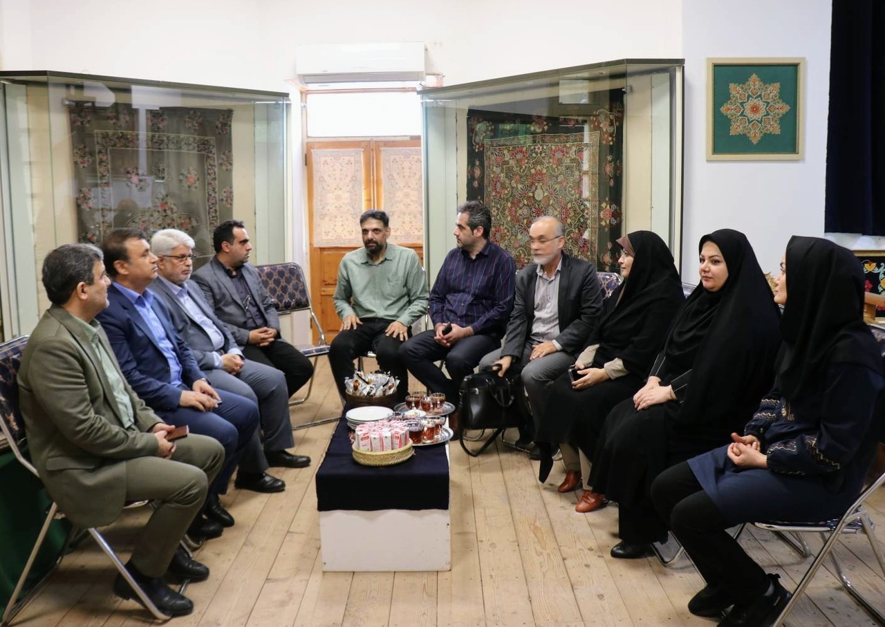 ایستاده در غبار؛ بازخوانی پیوند میراثفرهنگی و هویت ملی در آینه مقاومت ایستاده در غبار؛ بازخوانی پیوند میراثفرهنگی و هویت ملی در آینه مقاومت