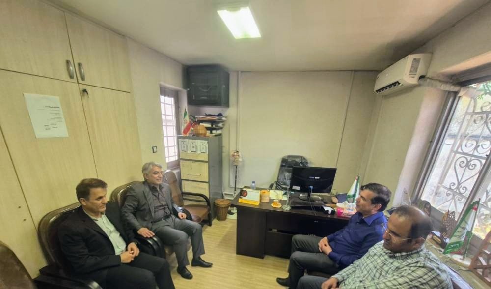 بازدید معاون توسعه مدیریت و پشتیبانی ادارهکل میراثفرهنگی گیلان از اداره شهرستان صومعهسرا بازدید معاون توسعه مدیریت و پشتیبانی ادارهکل میراثفرهنگی گیلان از اداره شهرستان صومعهسرا