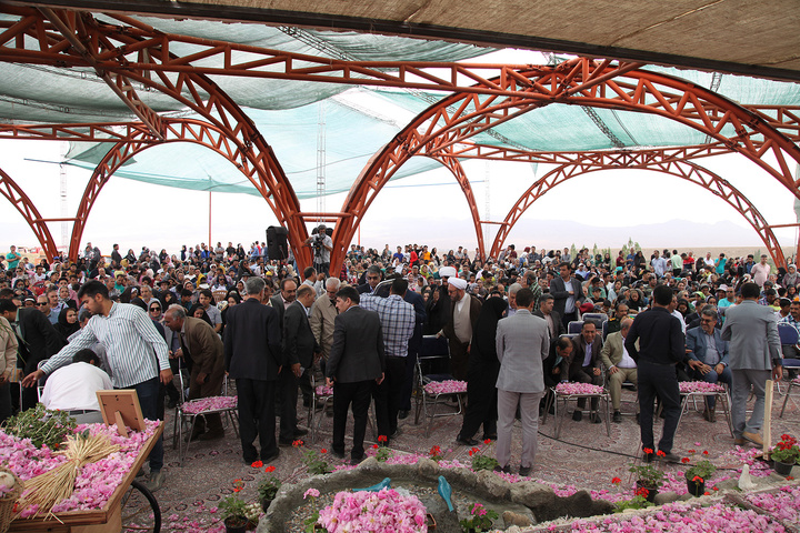 جشنواره گل محمدی لاله زار