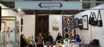 برپایی 9 غرفه صنایع‌دستی در نمایشگاه گوهرشاد ارومیه