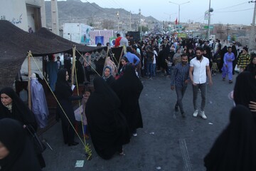 پیاده‌روی ۳ کیلومتری عید غدیر در سیستان و بلوچستان/ برپایی سیاه چادر میراث فرهنگی برای استقبال از شرکت‌کنندگان