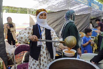 شانزدهمین جشنواره ملی آش و غذاهای سنتی نیر