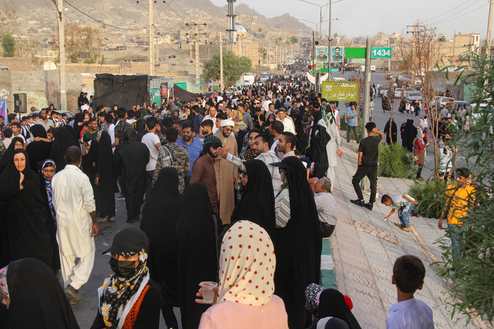 راهپیمایی خانوادگی عید غدیر خم در زاهدان