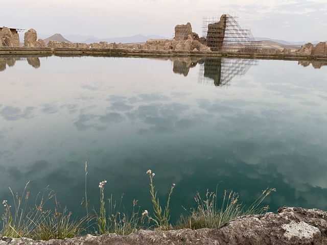 فرصت مطالعاتی سفالینه‌های زرین‌فام ایرانی اجرا می‌شود