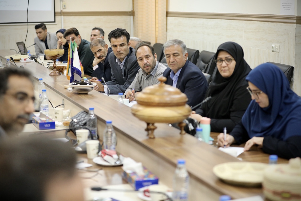 بررسی مشکلات پایگاههای میراثجهانی و ملی خوزستان در حضور معاون وزیر میراثفرهنگی