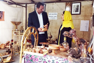 برگزاری نمایشگاه بزرگ عرضه محصولات صنایع‌دستی در سمیرم اصفهان