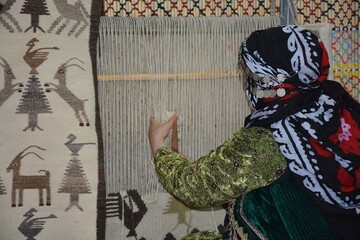 حضور هنرمندان صنایع‌دستی لرستانی در نمایشگاه حجاب و عفاف