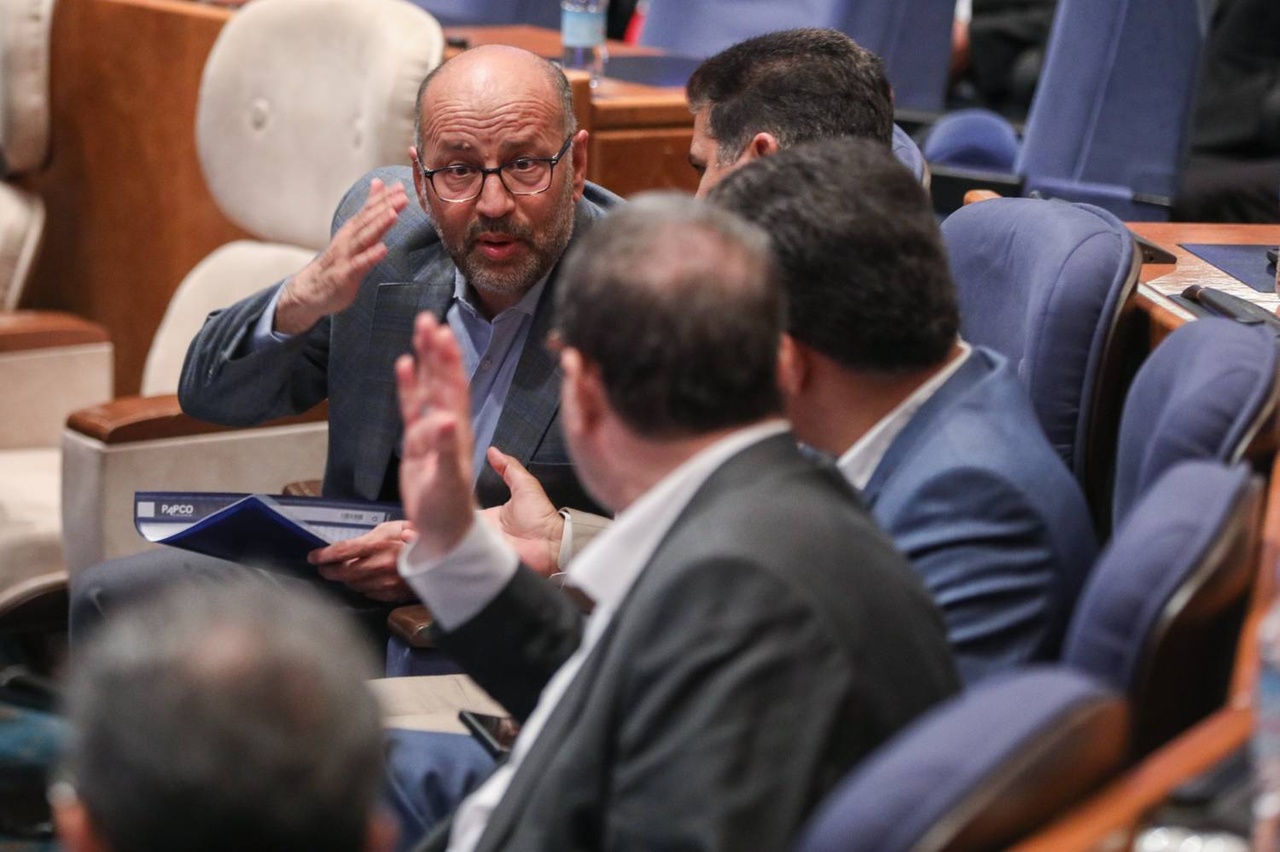 نگاه ویژه رهبر انقلاب به لزوم توسعه صنعت گردشگری با ابلاغ سیاستهای کلی برنامه هفتم/ عزم دولت مردمی برای رونق گردشگری با گرهگشایی از موانع و مشکلات