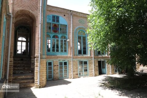بازدید استاندارآذربایجان‌غربی از خانه های تاریخی شهر ارومیه