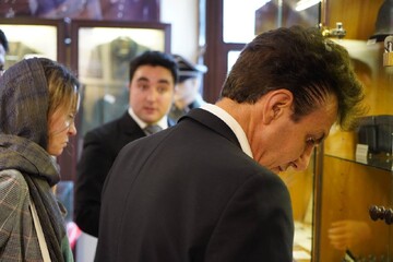 بازدید سفیر ایتالیا از موزه خصوصی جنگ جهانی دوم لاهیجان