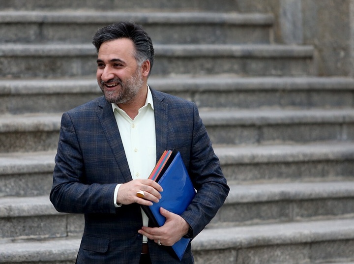 مشوقهای مالیاتی برای شرکتهای دانشبنیان حذف نشده است/ اتصال حوزههای گردشگری به فناوریهای نوین هدفی است که باید دنبال شود مشوقهای مالیاتی برای شرکتهای دانشبنیان حذف نشده است/ اتصال حوزههای گردشگری به فناوریهای نوین هدفی است که باید دنبال شود