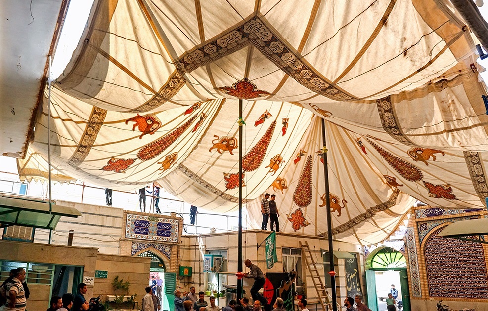 ثبت 36 آیین محرم خراسان رضوی در فهرست میراث ناملموس/ نخلگردانی 500 ساله، حزن انگیزترین آیینهای محرم در کاشمر