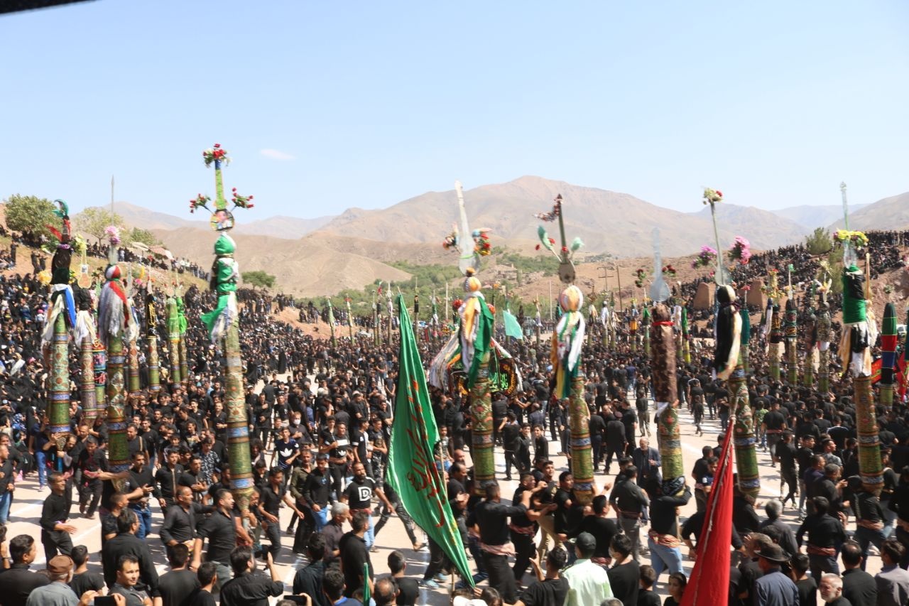 ثبت 36 آیین محرم خراسان رضوی در فهرست میراث ناملموس/ نخلگردانی 500 ساله، حزن انگیزترین آیینهای محرم در کاشمر