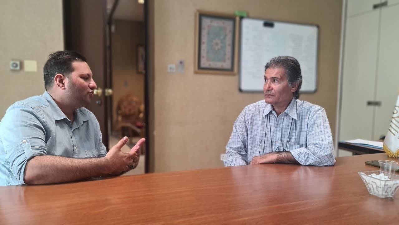 متاسفانه قدر موزه فرش و گنجینه ارزشمند آن را نمیدانیم