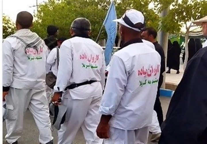 عزاداری کاروان پیاده مشهد – کربلا هم زمان با فرا رسیدن تاسوعا و عاشورای حسینی در ورزنه عزاداری کاروان پیاده مشهد – کربلا هم زمان با فرا رسیدن تاسوعا و عاشورای حسینی در ورزنه