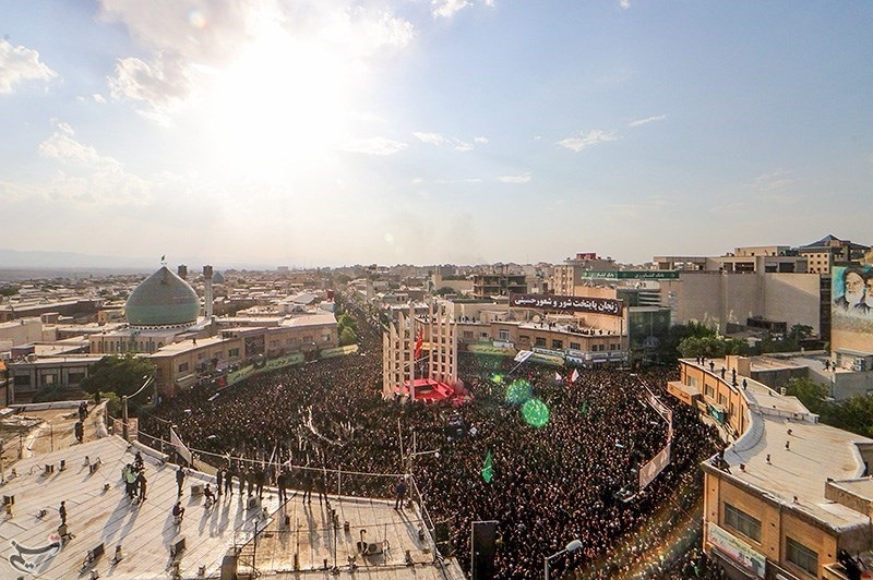حسینیه اعظم زنجان و یومالعباس(ع) با قدمتی بیش از 300 سال/ صحنههایی بدیع از مراسمی که زبانزد جهان اسلام است