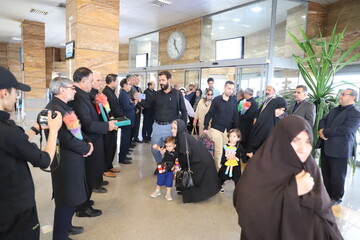 حضور گردشگران با قطار گردشگری در مراسم یوم العباس