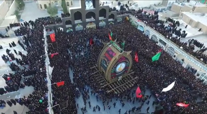 آیین سنتی نخل‌برداری روز عاشورا در شهرستان تفت