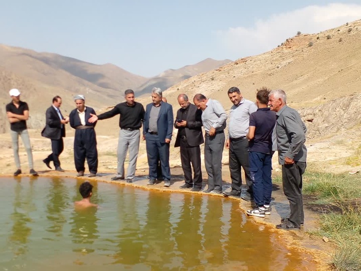 راه دسترسی به جاذبه‌های گردشگری و تاریخی روستای دریک سلماس ایجاد شود