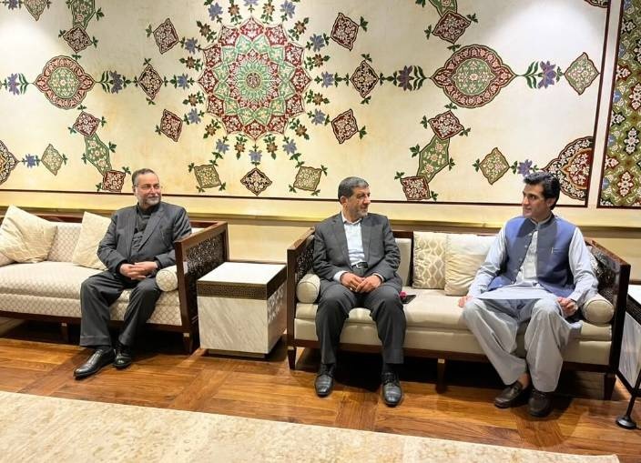 مهندس ضرغامی برای شرکت در اجلاس گردشگری دی-۸ به پاکستان سفر کرد مهندس ضرغامی برای شرکت در اجلاس گردشگری دی-۸ به پاکستان سفر کرد