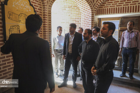 بازدید مدیرعامل صندوق احیا اماکن تاریخی از بناهای تاریخی اردبیل