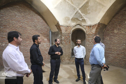 بازدید مدیرعامل صندوق احیا اماکن تاریخی از بناهای تاریخی اردبیل