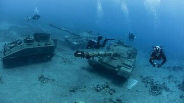 اولین موزه نظامی زیر آب در مصر، بهانه‌ای برای جذب گردشگران و حفاظت از صخره‌های مرجانی