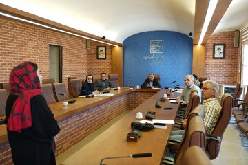 تشکیل جلسه کمیته فنی نظارت بر راهنمایان گردشگری اردبیل و بررسی پرونده 4 متقاضی