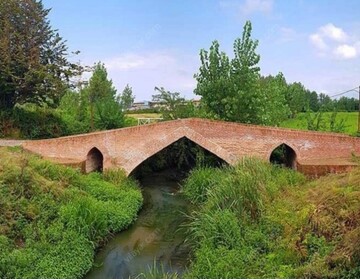 روند مرمت و بازسازی پل تاریخی خطیبان صومعه‌سرا گیلان آغاز شد