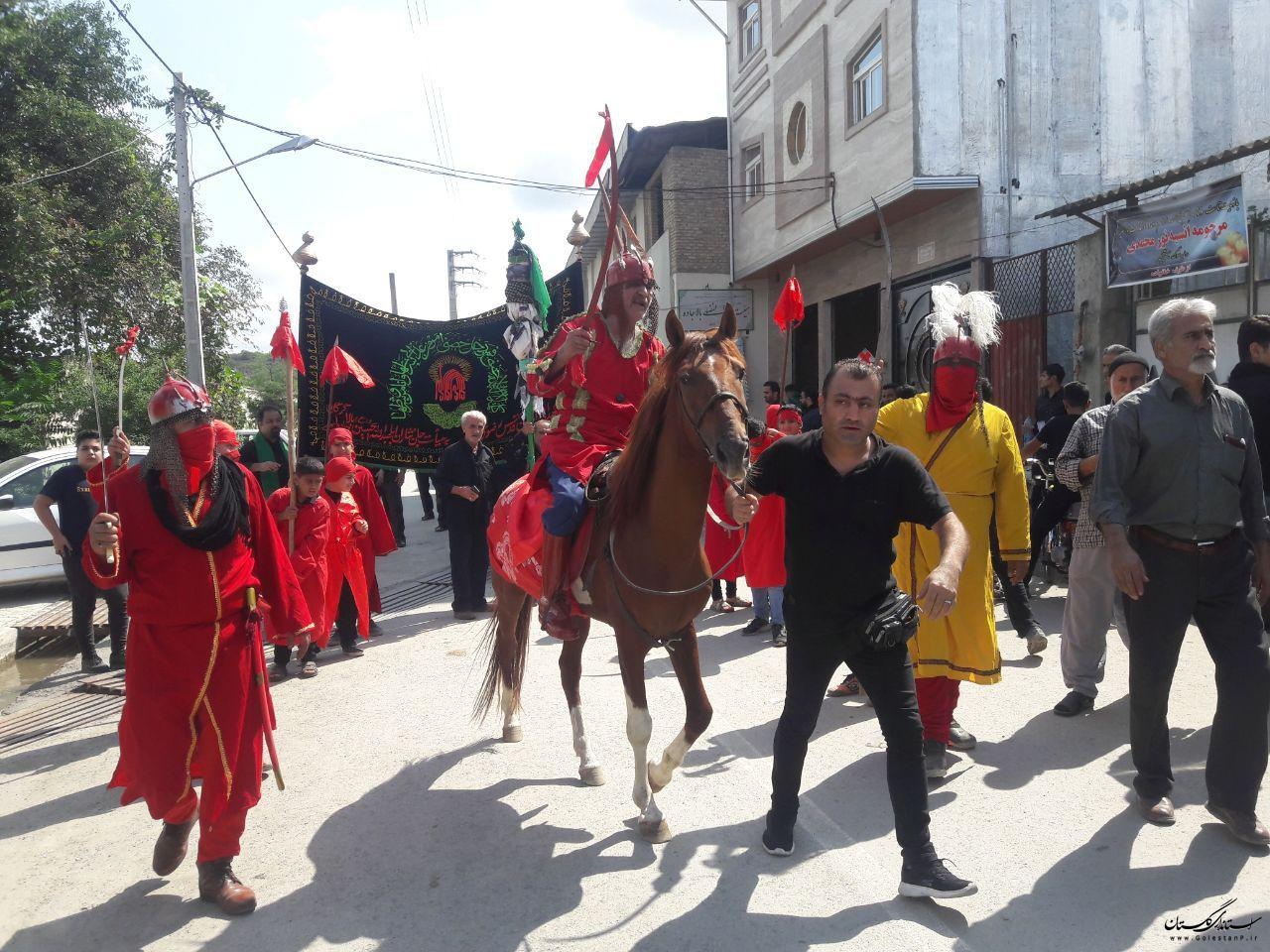 میراث معنوی ماه محرم در استان گلستان/ از آیین نخل پا در غرب تا عزاداری کمر به کمر در شرق استان