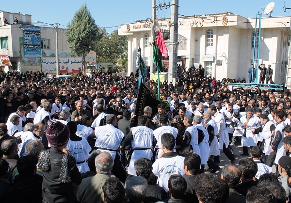 میراث معنوی ماه محرم در استان گلستان/ از آیین نخل پا در غرب تا عزاداری کمر به کمر در شرق استان