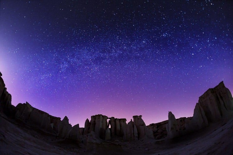 دره ستارگان قشم؛ پدیده کمنظیر زمینشناسی/ از افسانههای جن و پری تا تمیزترین روستای ایران