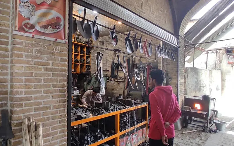 بازار سنتی کرمانشاه؛ طولانیترین بازار سرپوشیده خاورمیانه/ تاریخ زنده در «تاریکه بازار»