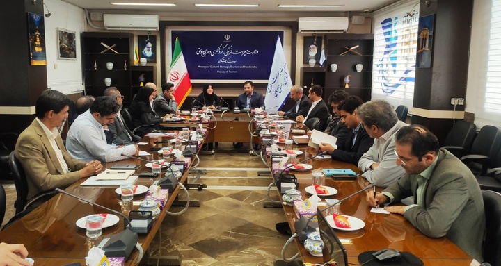 شالبافیان: میز گردشگری حلقه اتصال گردشگری و صنایعدستی/ جلالی: کارگاهها و بازارچههای صنایعدستی مقاصد مهم گردشگری هستند شالبافیان: میز گردشگری حلقه اتصال گردشگری و صنایعدستی/ جلالی: کارگاهها و بازارچههای صنایعدستی مقاصد مهم گردشگری هستند