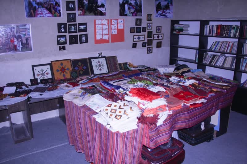 کسب و کارهای خرد صنایعدستی در سیستان و بلوچستان راهگشای توسعه پایدار/ اشتغال ۶۰۰ بانوی سرپرست خانوار در زاهدان