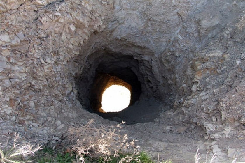 دژ گل خندان؛ یادگار دوره ساسانیان/ یکی از جاذبه های منحصر به فرد دماوند