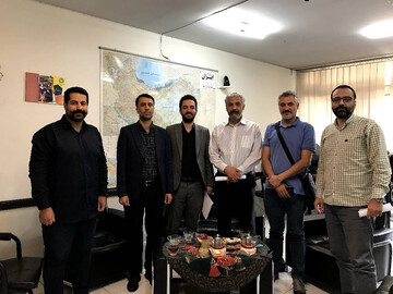 جلسه توجیهی ممتحنین زبان خارجی راهنمایان گردشگری و مدیران فنی تهران برگزار شد