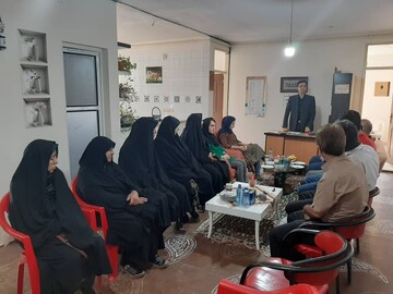 برگزاری کارگاه آموزشی مهر اصالت ملی برای تولیدکنندگان صنایع‌دستی استان