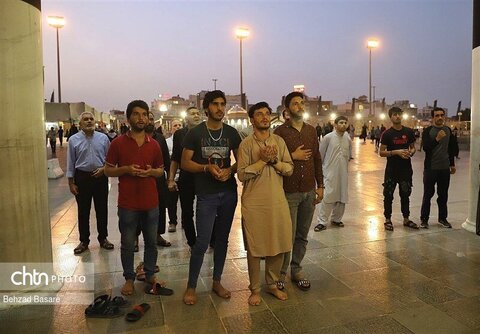 میزبانی از زائران پاکستانی اربعین در ‌چایخانه حرم حضرت معصومه (س)‌