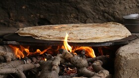 نان محلی حاجی‌آباد