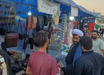 نمایشگاه‌های صنایع‌دستی الگوی اقتصاد مقاومتی هستند/ از تولیدکنندگان صنایع‌دستی بومی استان کرمانشاه حمایت می‌کنیم