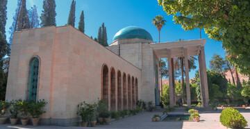 پروژه مرمت و مقاوم‌سازی آرامگاه سعدی آغاز شد