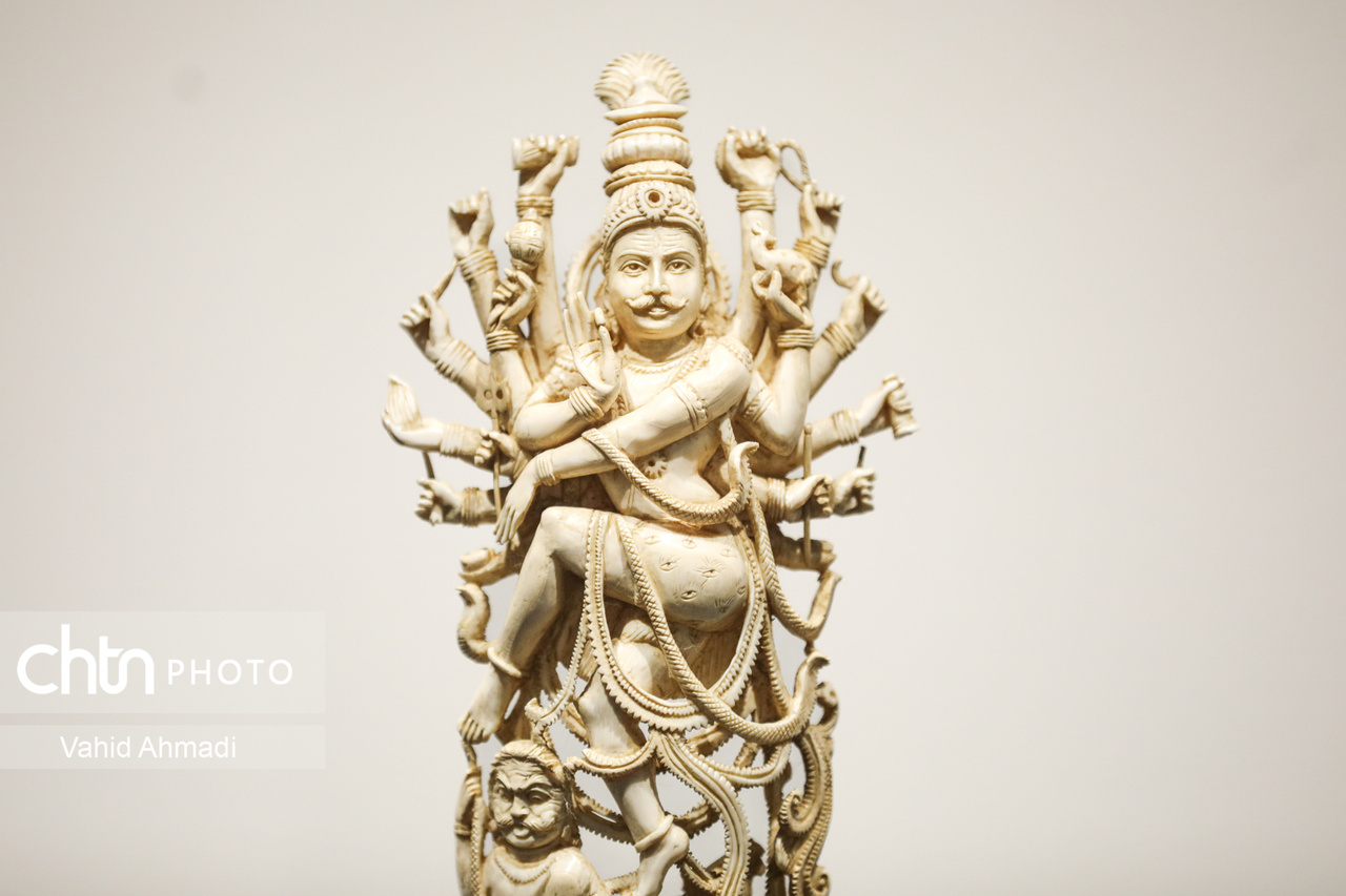 موزه دفینه؛ از دنیای بودا تا ماجرای برگی از یک شاهنامه/ گنجینه های کمتر دیدهشده در تهران