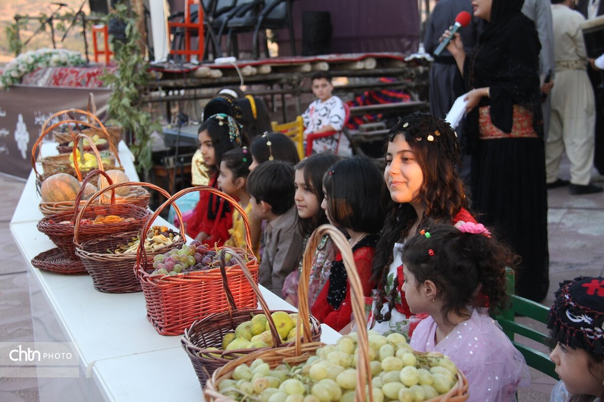 نقش برگزاری جشنوارههای گردشگری و رویدادهای فرهنگی در توسعه گردشگری