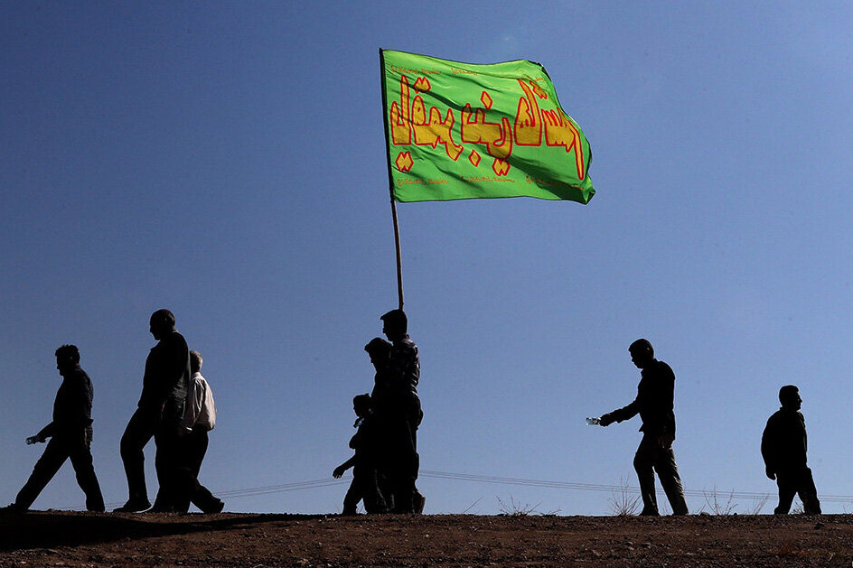 اینجا مشهد است، پایتخت معنوی ایران، کشور دلها/ باز هوای حرمت آرزوست